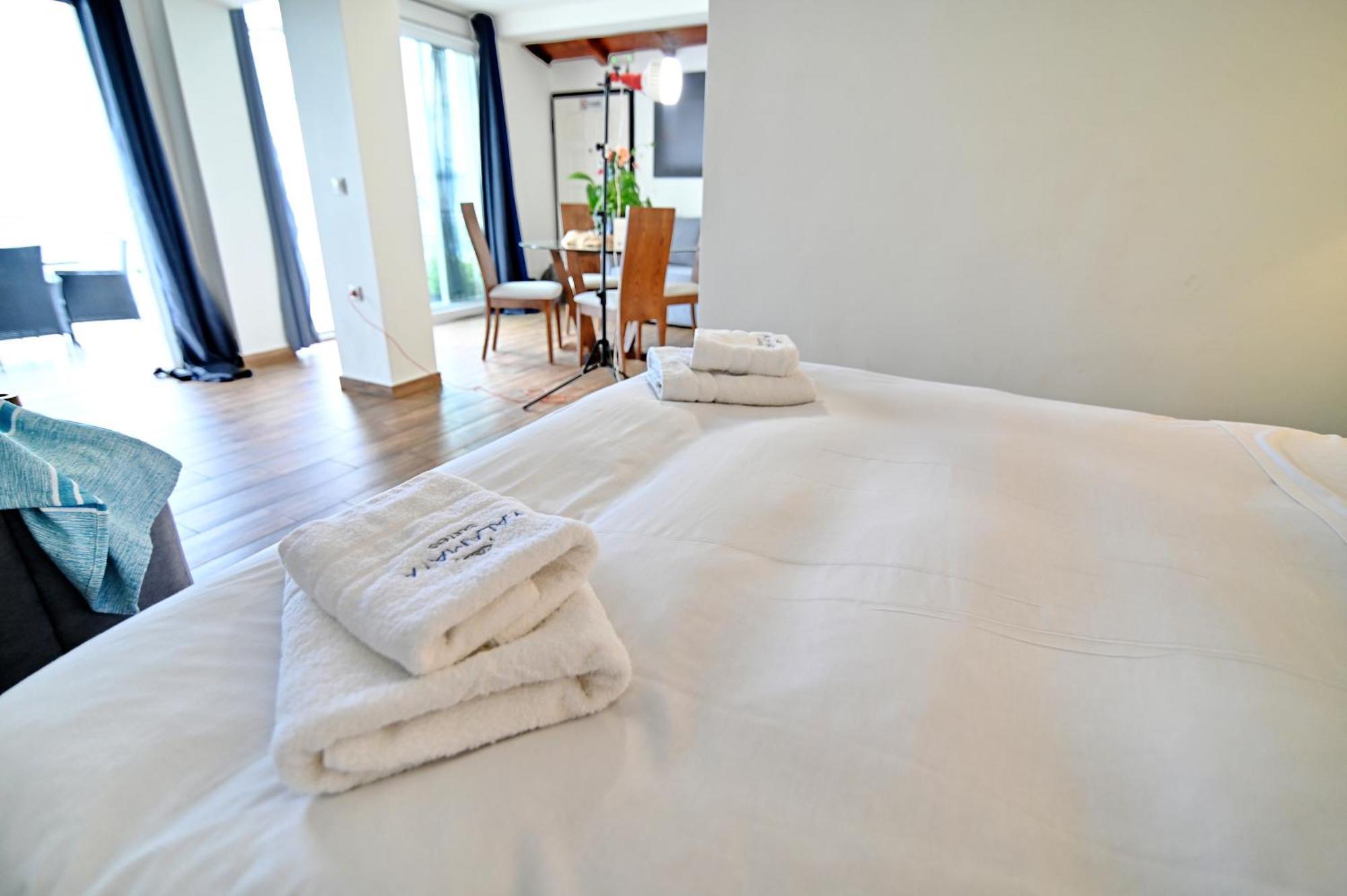 Kalamata Suites Dış mekan fotoğraf